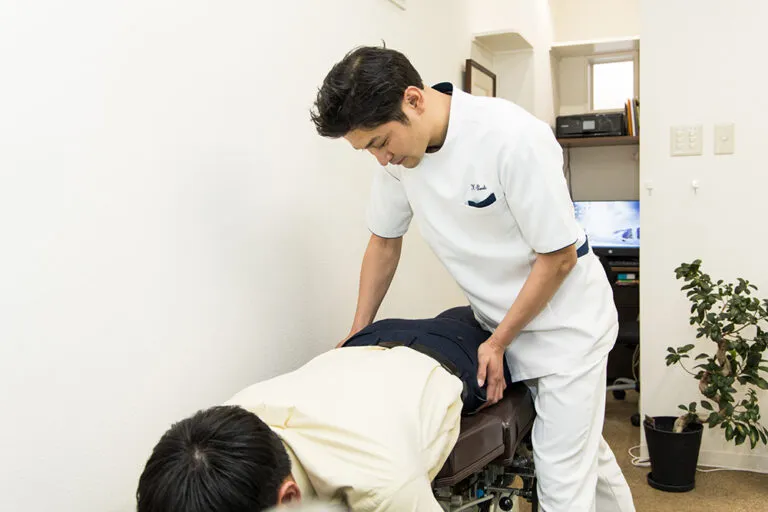 施術中①